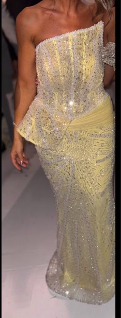 Wedding gown