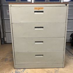 42” 4-Drawer Metal File Cabinet 