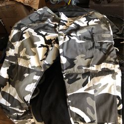 White/black Camo Pants 