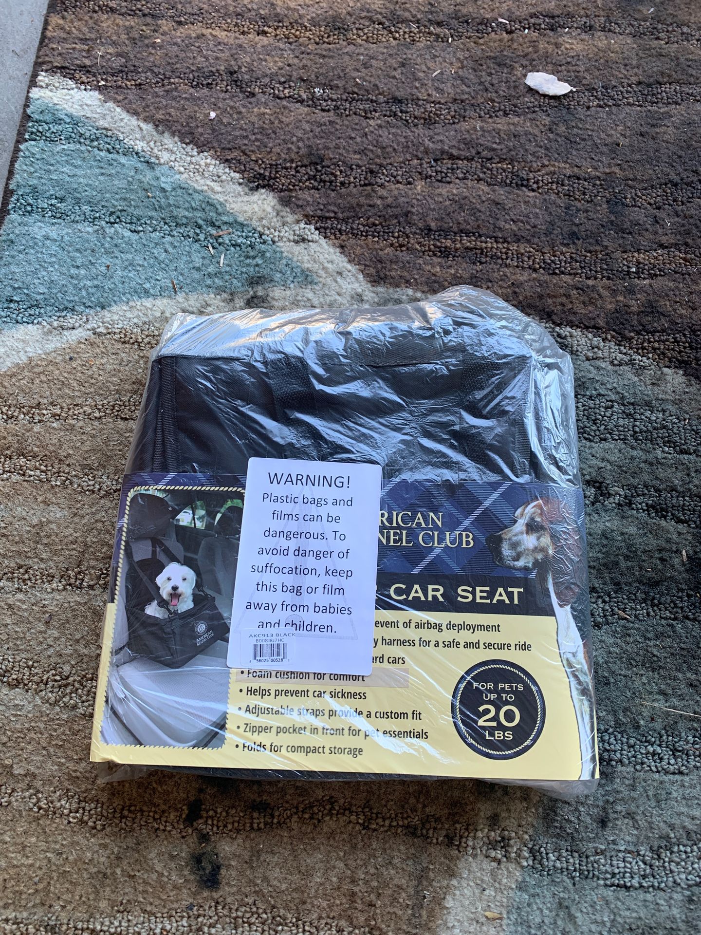 Small dog car seat, new never opened