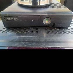250GB XBOX CONSOLE AND POWER BRICK ONLY NO CONTROLLER $100 FINAL PRICE SAME DAY SHIPPING 