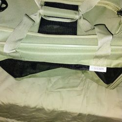 Small Pet Carrier Bag Like New Condition Pickup Only Cash