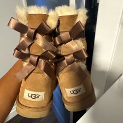 women’s uggs