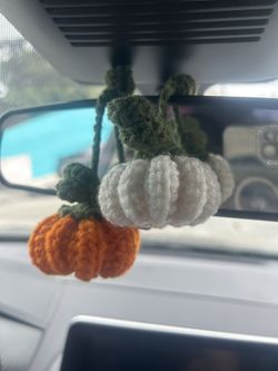 Hanging Pumpkins