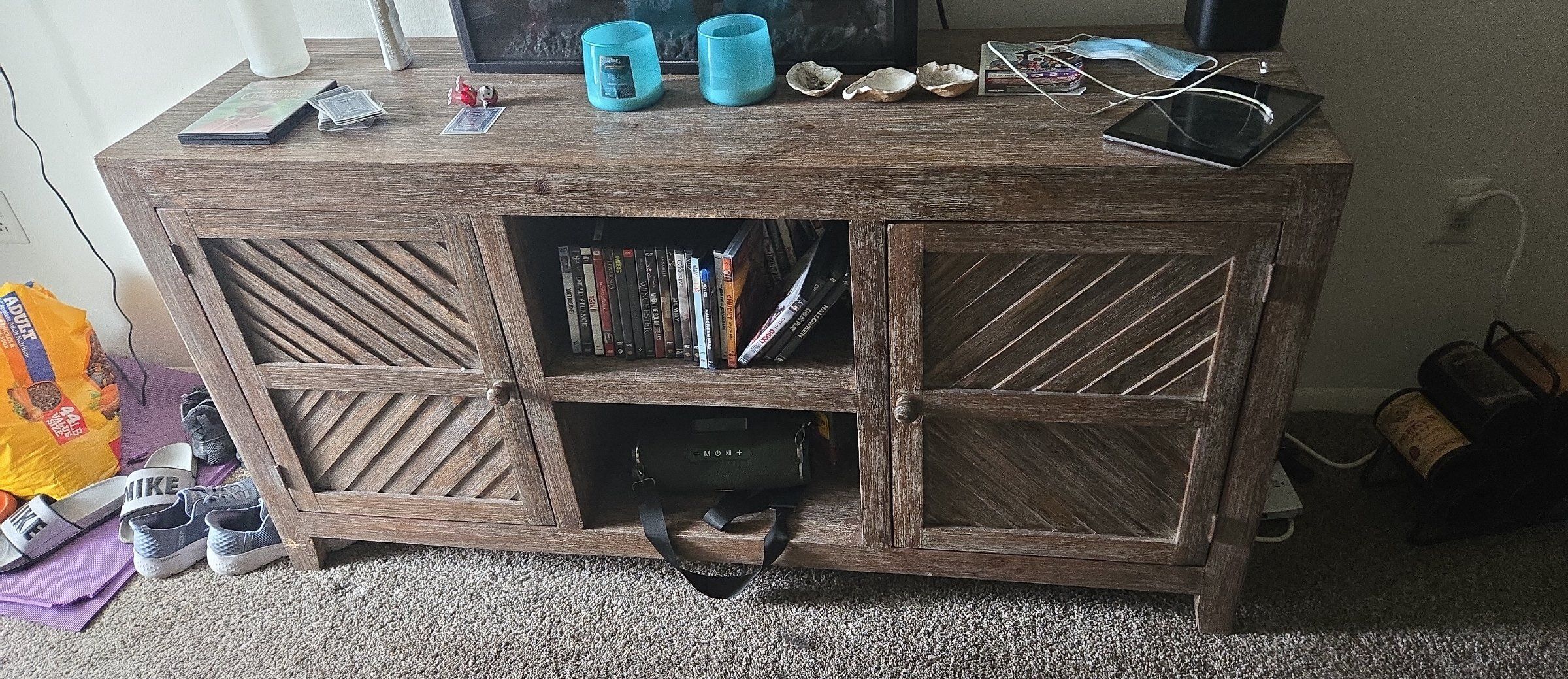Signature Brown 4-Piece Living Room Set with TV Stand – Like New - Savannah, GA