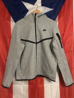 Nike Tech Brand New Medium