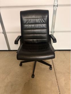 Vintage Knoll Richard Sapp Office Leather Chair