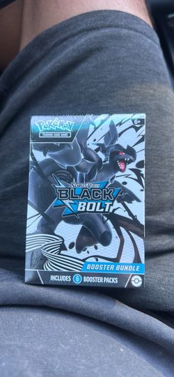 Scarlet & Violet Black Bolt booster bundle
