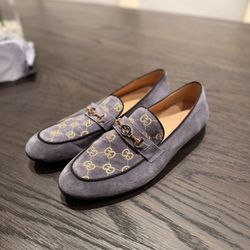 Gucci Men’s Loafers - Gray suede – Size 9