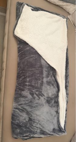Blanket king size gray