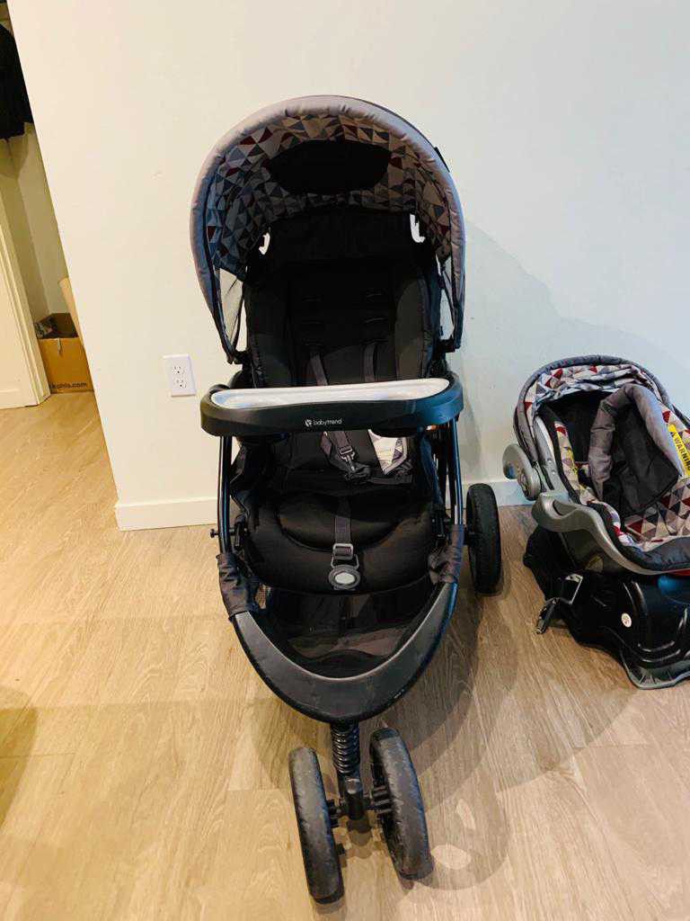 Stroller with car seat very good condition
