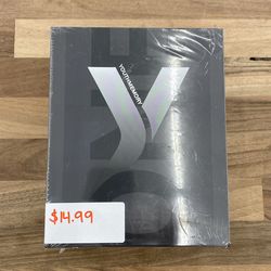 Wireless magnetic charging station