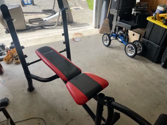 NICE! ADJUSTABLE WEIGHT TRAINING BENCH WITH LEG EXTENSION