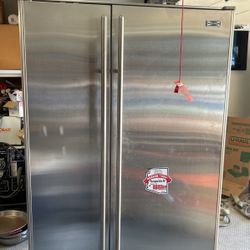 Subzero refrigerator