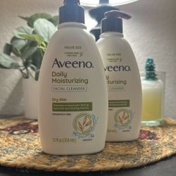 Aveeno Daily Moisturizing Facial Cleanser for Dry Skin, Soothing Oat Face Wash 12 oz