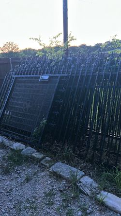 Rod iron fence