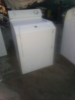 Secadora de gas marca Maytag (kalada?)