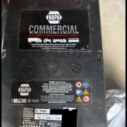 👉 🔥 NAPA Commercial 4D Heavy-Duty Battery – 1050 CCA 🔋