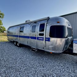 1986 Airstream Excella 33ft Fully Self-Contained