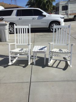 White Wood Rocking Chair Set with Side Table