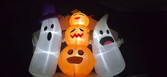 Halloween 7.5'Ft Wide 3 Stacked Pumpkins & 2 Ghosts Inflatables LED Lights up