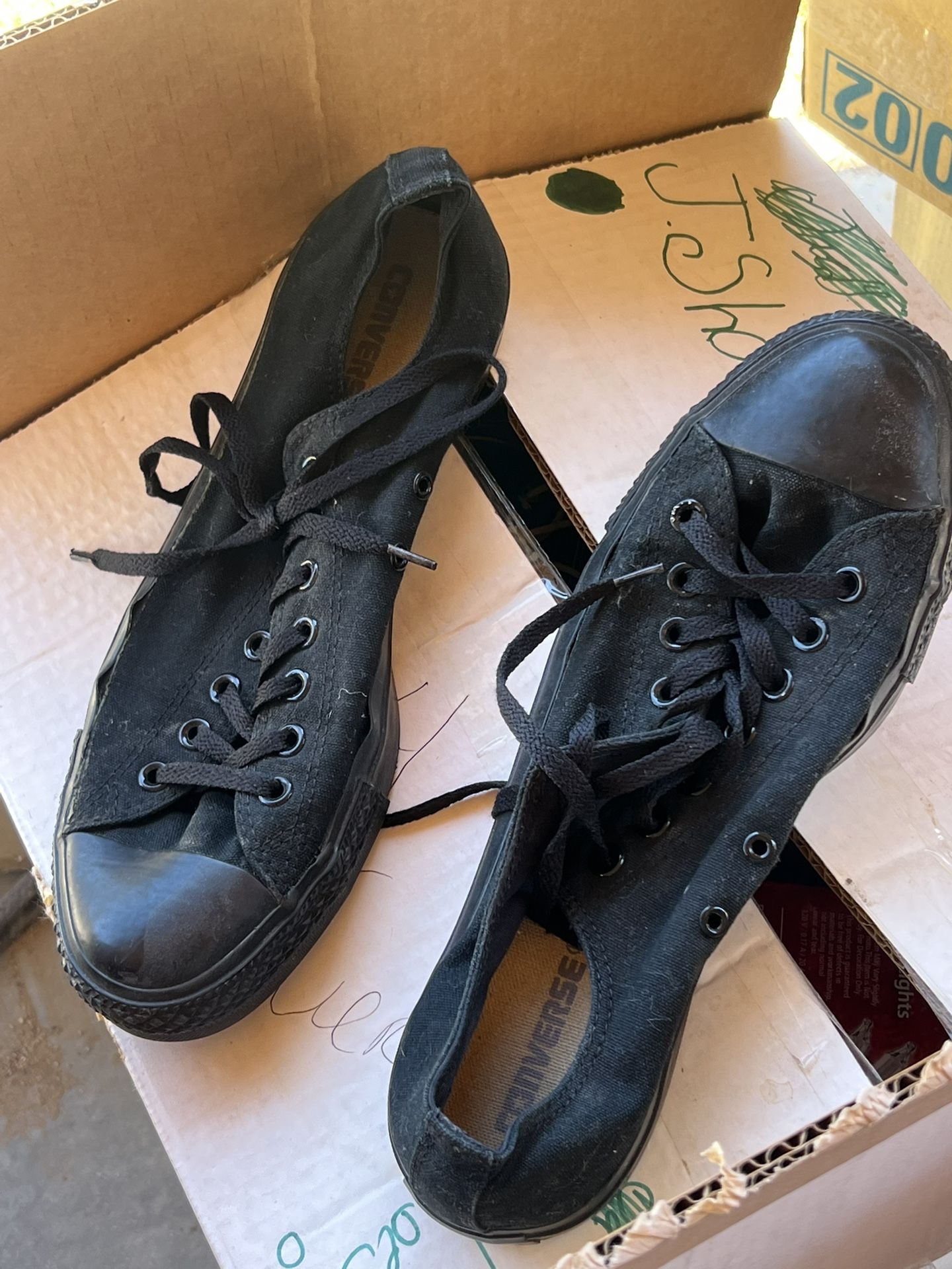 Black Converse