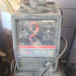 Lincoln Electric  Weld-Pak 155 Welder 