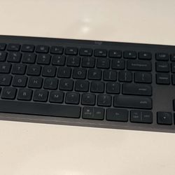 yr0073 logitech mx key for business bluetooth - Pickup From Northridge Area