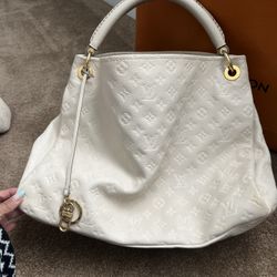 Louis Vuitton Artsy Emperiente Off White Color