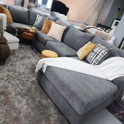 Rite Face Chaise Sectional Grey