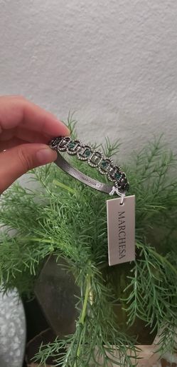 Marchesa Crystal pearl bangle bracelet Brand new Approximate diameter is 2-2/5" $30. Price is firm.