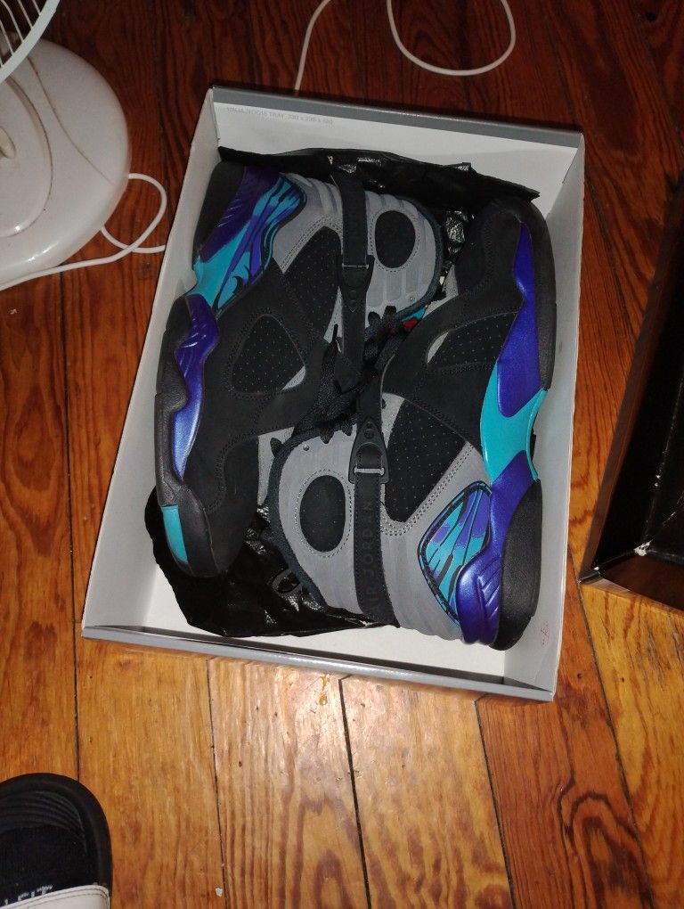 Jordan 8 Aqua Size 8.5 Vds