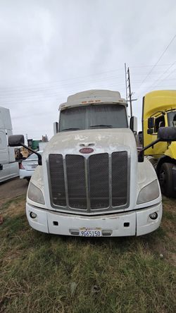 2016 Peterbilt 579 *PARTS ONLY*