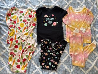 Old Navy pajamas 5t