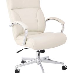 Office Chair (Amazon basics)