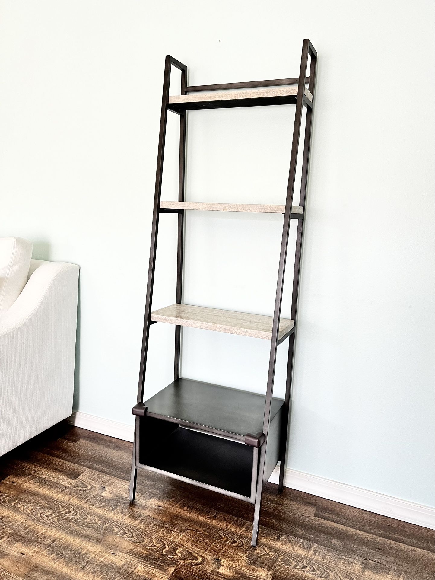 Chic and Modern Ladder Bookcase
