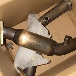 Berk Resonated Test Pipes VQ37