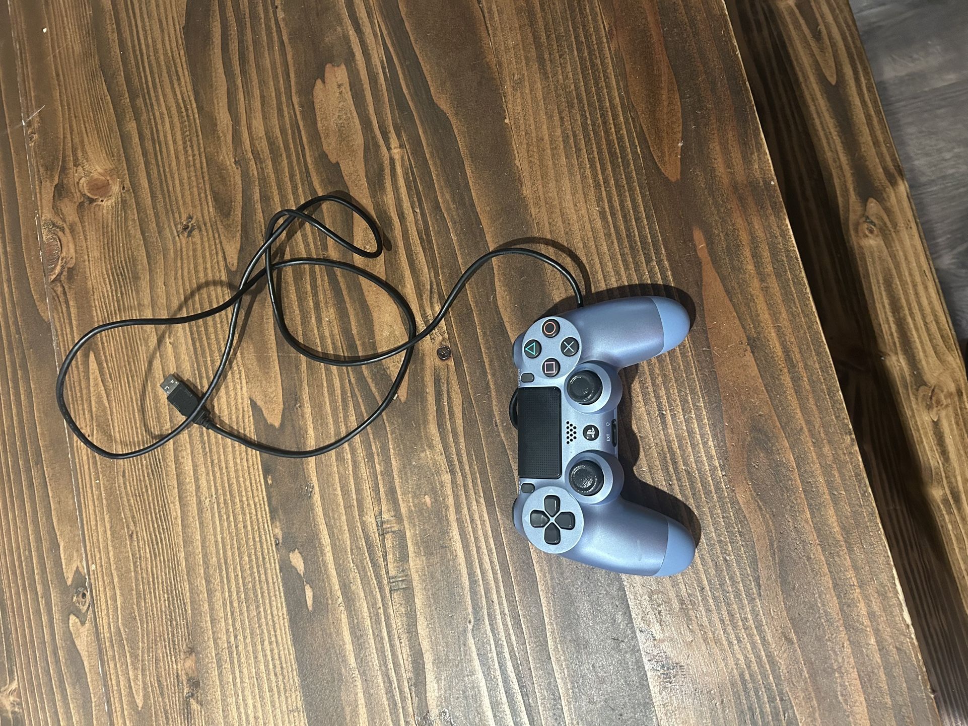 PS4 Controller