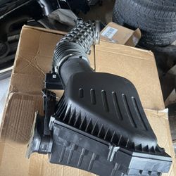 2016-2020 Camaro SS Factory Air Cleaner Cold Air Intake Assembly USED OEM GM