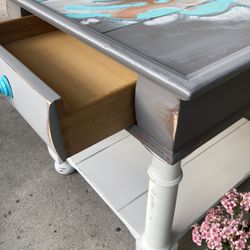 Pretty Side Table Or Coffee Table for Small Space 