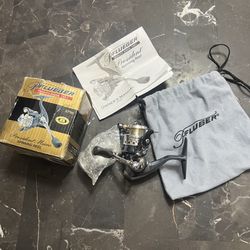 PFLUEGER President Micro Ultralight Spinning Reel