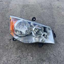 2018 Caravan Headlight 