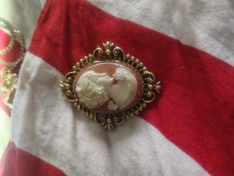 Cameo Brooch Locket  Pin
