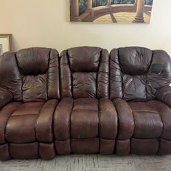 La-Z- Boy Recliner Couch