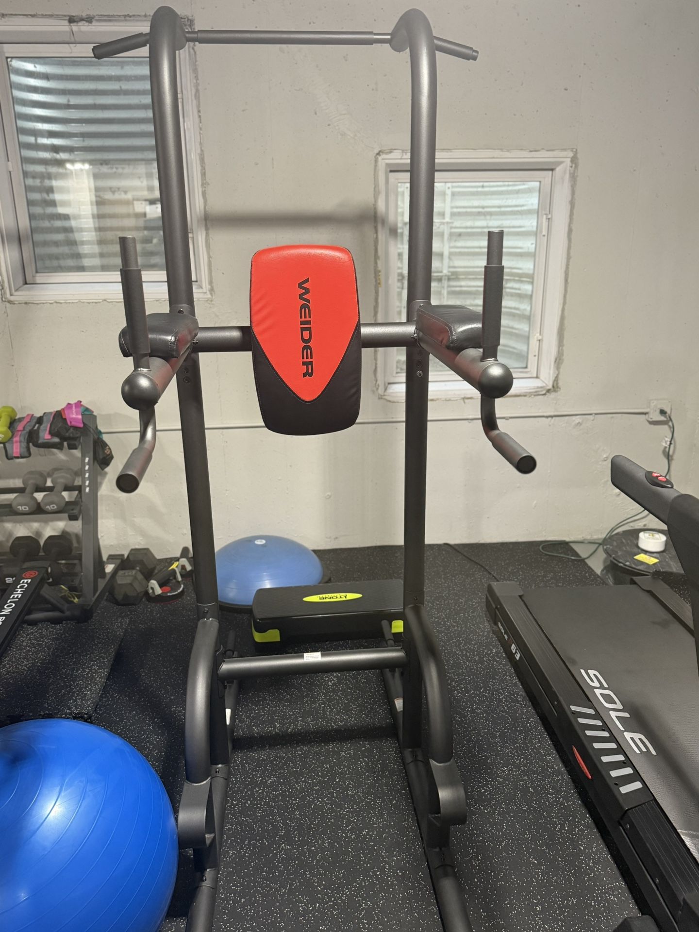 Weider Power Tower 4 workout stations - Like New