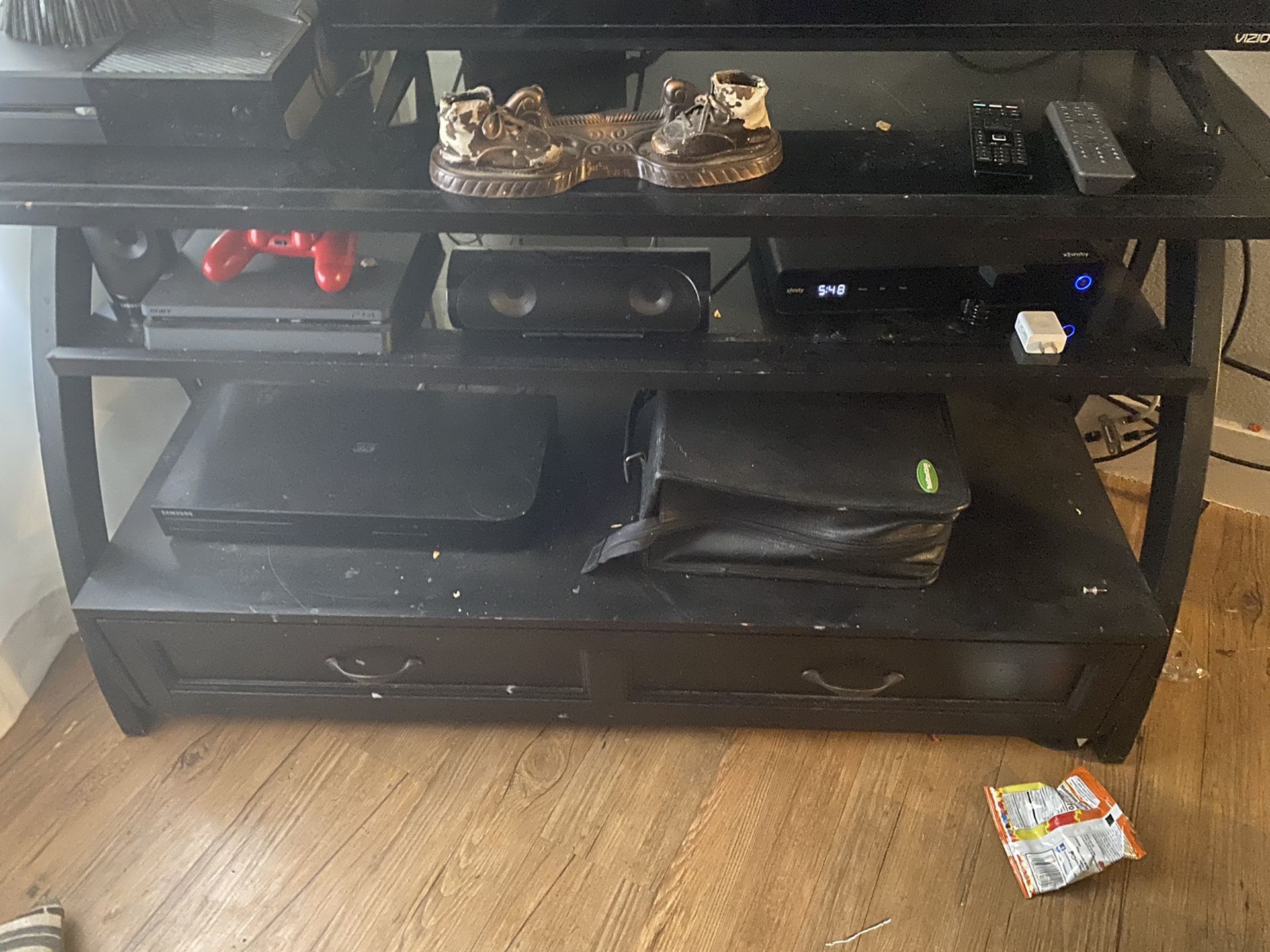 Tv stand