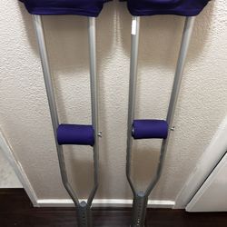Crutches 