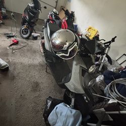 150 Cc Moped 