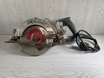 Skilsaw SHD77 7-1/4 Inch Worm Drive Circular Saw (A1G012772)