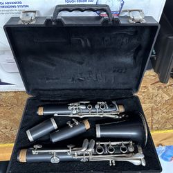 Like new CLARINET 